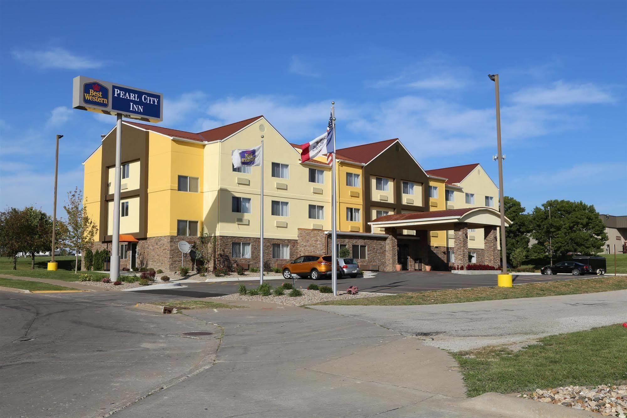 Best Western Muscatine - Pearl City Hotel Exteriör bild
